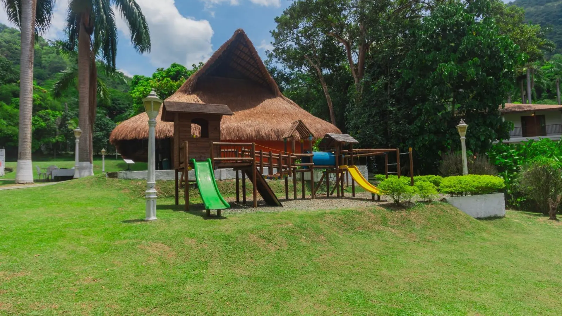 ***  Hotel La Selva San Jeronimo Colombia