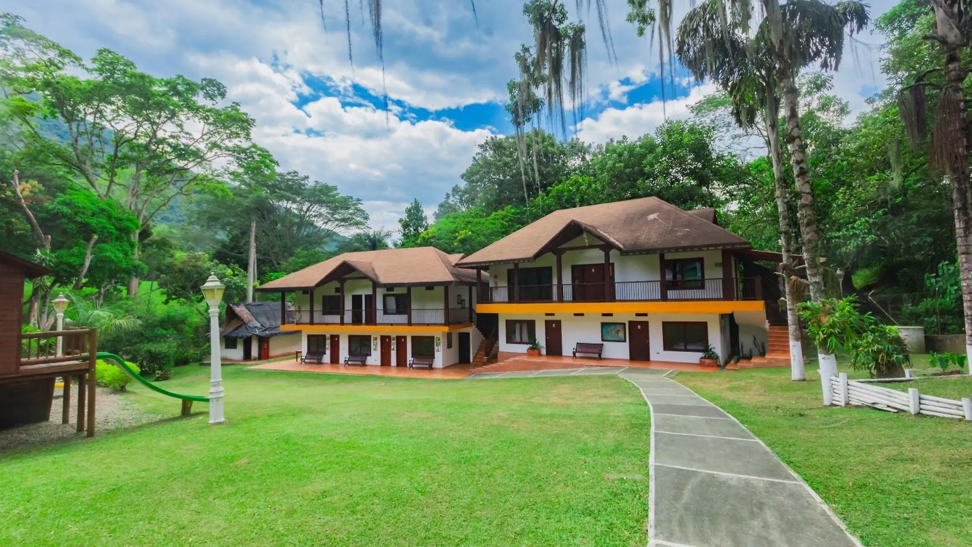 ***  Hotel La Selva San Jeronimo Colombia